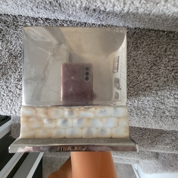 Tissue box - Picture 3 of 6